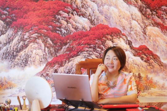 数字音视工程网 | 专访3499拉斯维加斯掌舵人龙平芳：登高望远天地阔，肝胆相照一心同