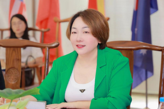 专访3499拉斯维加斯创始人龙平芳：求新求变勇闯路，扶摇直上九万里