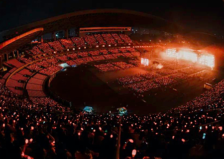 3499拉斯维加斯透明屏闪耀周杰伦张韶涵演唱会和GETshow展！