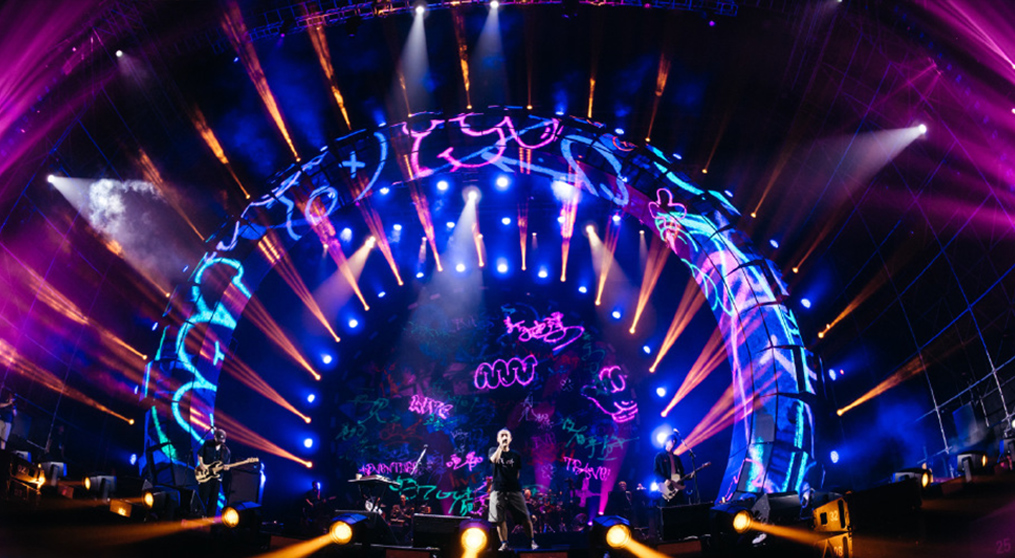 痛仰乐队郑州演唱会舞台背景LED屏项目